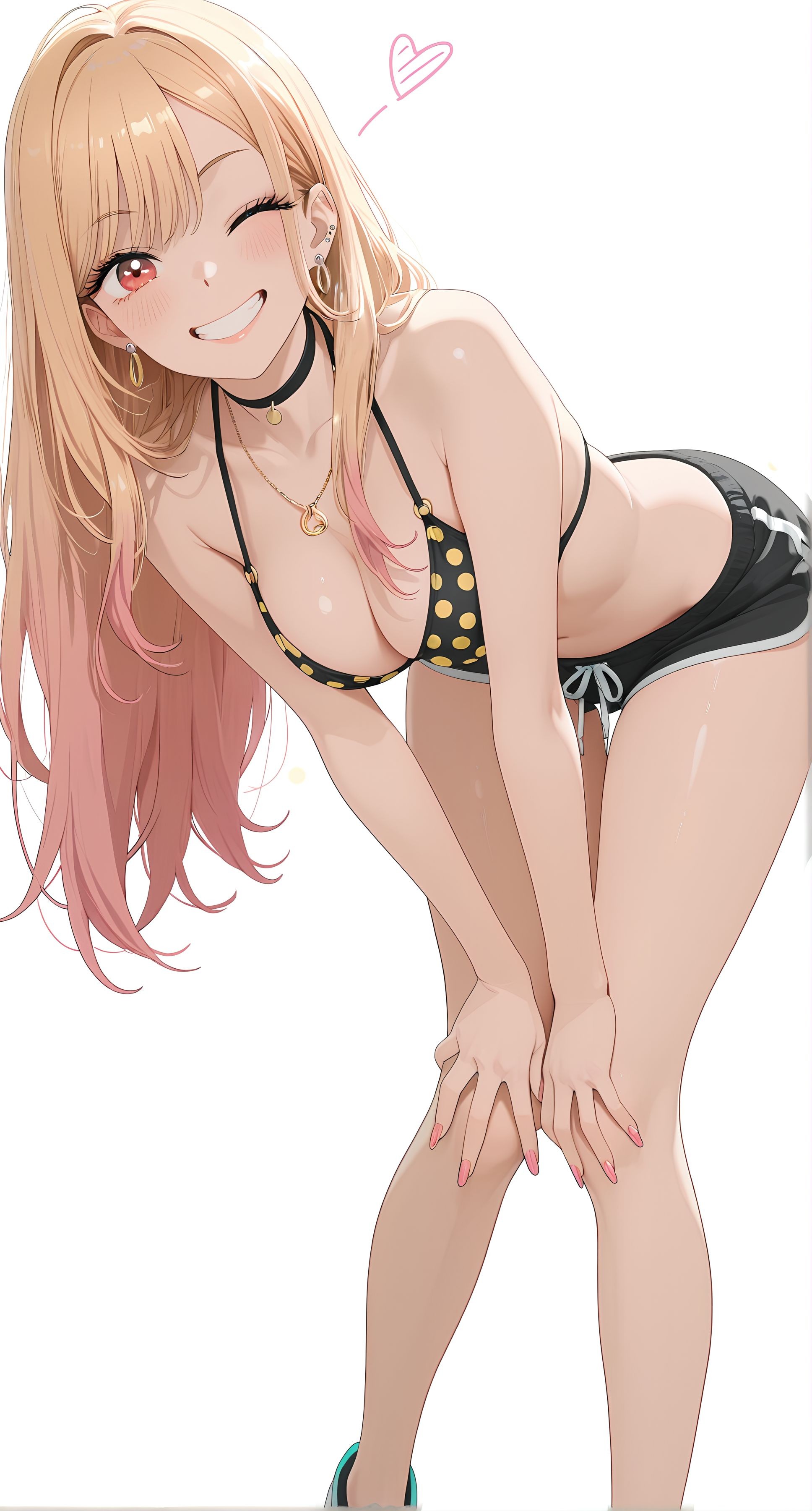 Die Umkleidepuppe Kitakawa Haimu trägt einen gepunkteten Bikini und Shorts