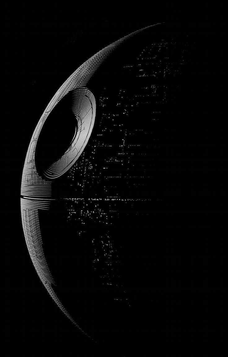 Der Todesstern ist auf einem schwarzen Hintergrund mit silbernen Linien umrandet und zeigt eine Sci-Fi-Ästhetik