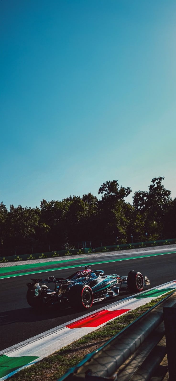 High-definition Mercedes F1 car wallpaper