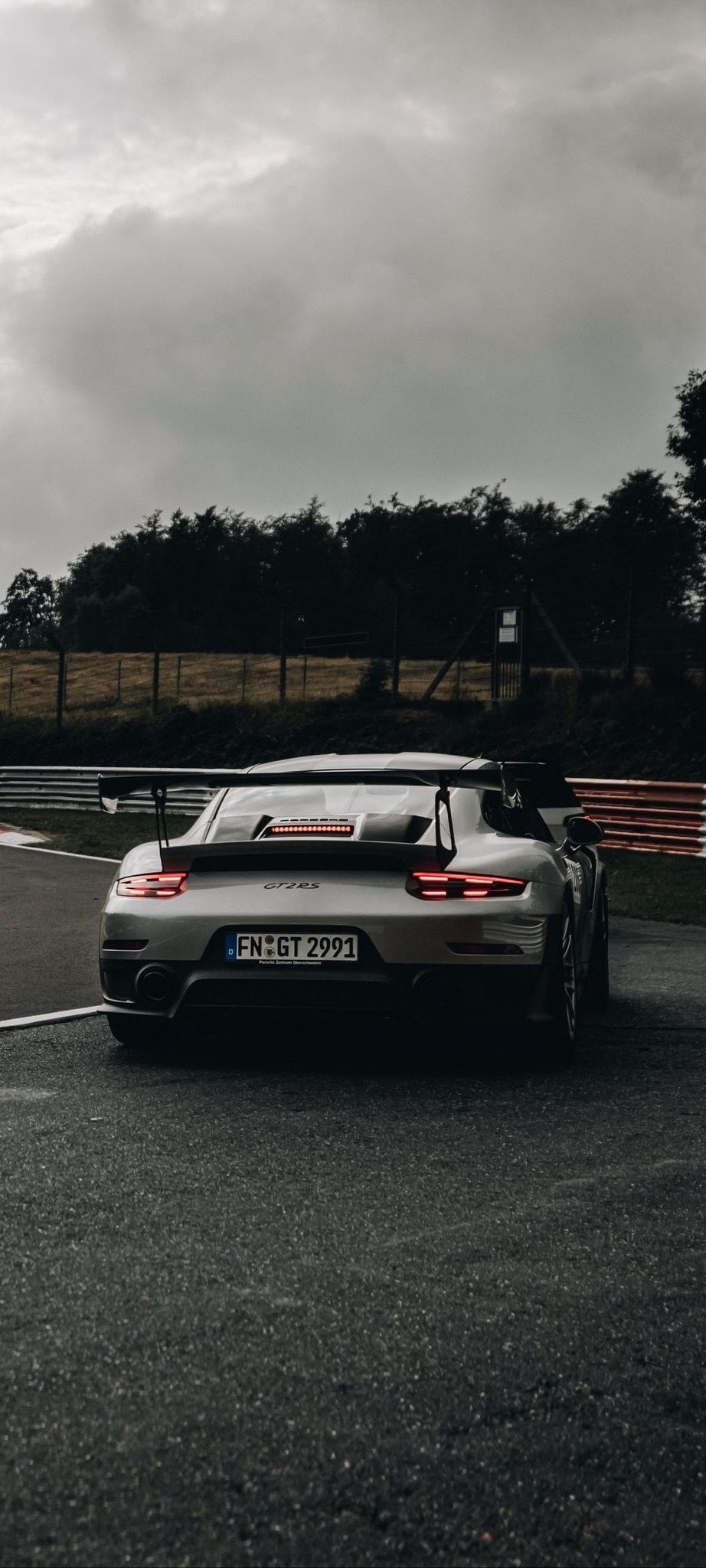 High-definition phone wallpapers are suitable for lock screens and desktops