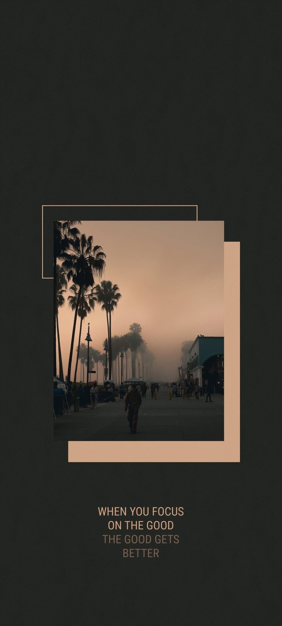 Este é um papel de parede de texto curativo para celular que retrata o crepúsculo na praia da Califórnia